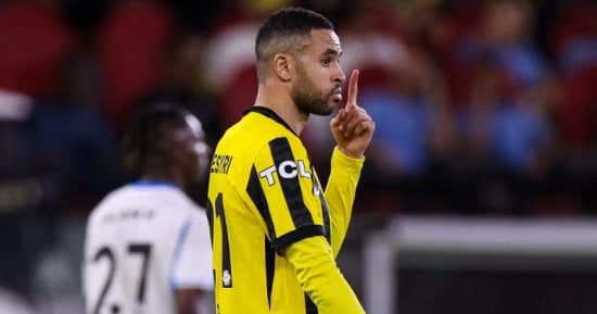 يوسف النصيري مع فريق الاتحاد قبل مواجهة الهلال في دوري روشن السعودي