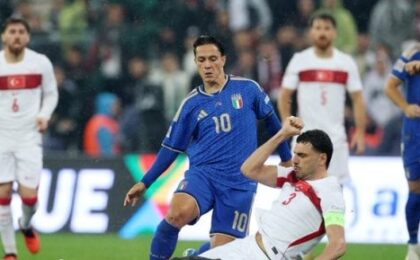 مباراة سابقة بين منتخب إيطاليا ومنتخب تركيا في دوري الأمم الأوروبية