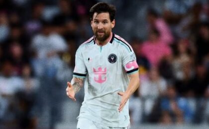 ليونيل ميسي مع إنتر ميامي خلال مباراة نيويورك سيتي في الدوري الأمريكي